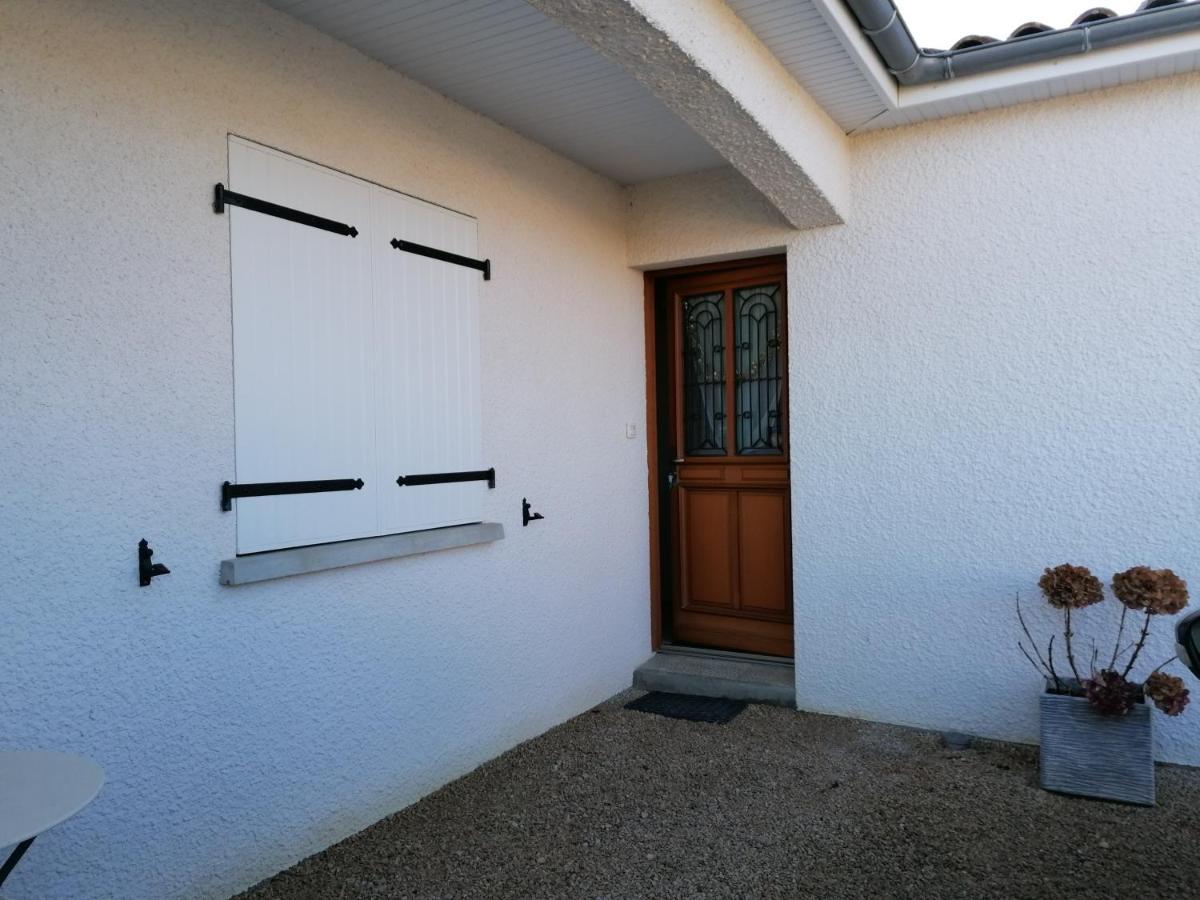 Maison D'Hotes Saint-Julien-l'Ars Exterior foto